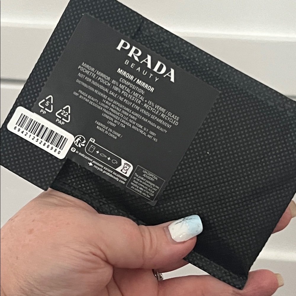 GWP- Prada Beauty Mint Green Triangle Mirror - Picture 4 of 4